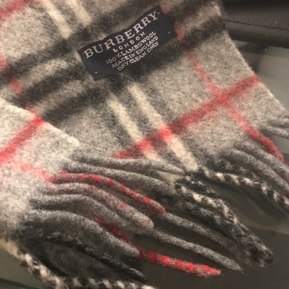 BURBERRY Authentic Check Plaid Scarf Lambswool NEW - Picture 6 of 8